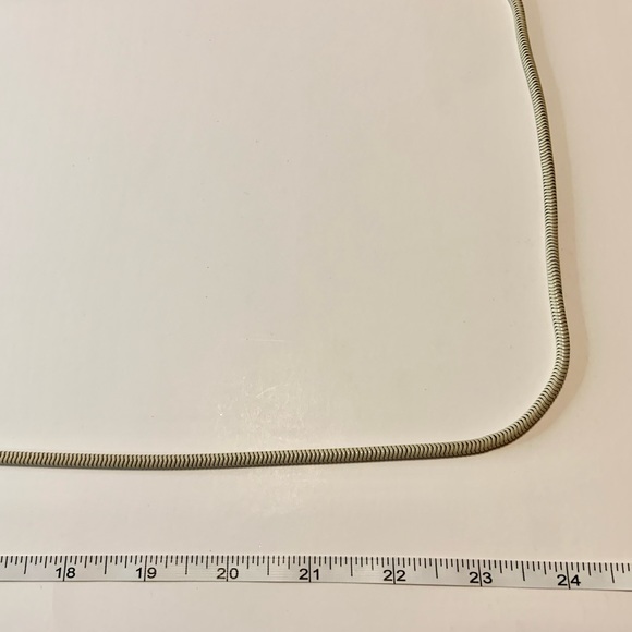 Vintage La Regale Cream Interlocking Beaded Crossbody Glamour Evening Party Bag - Picture 12 of 17